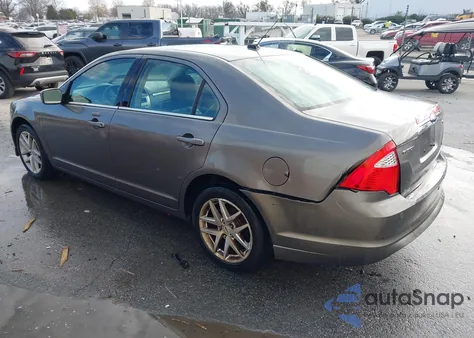 2010 Ford Fusion Sel z USA, uszkodzony, nr VIN 3FAHP0JA3AR261975